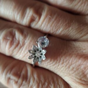 STERLING SILVER FLOWER PETAL RING